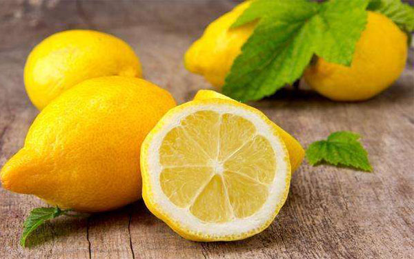 手上脱皮是怎么回事 手脱皮的护理事宜